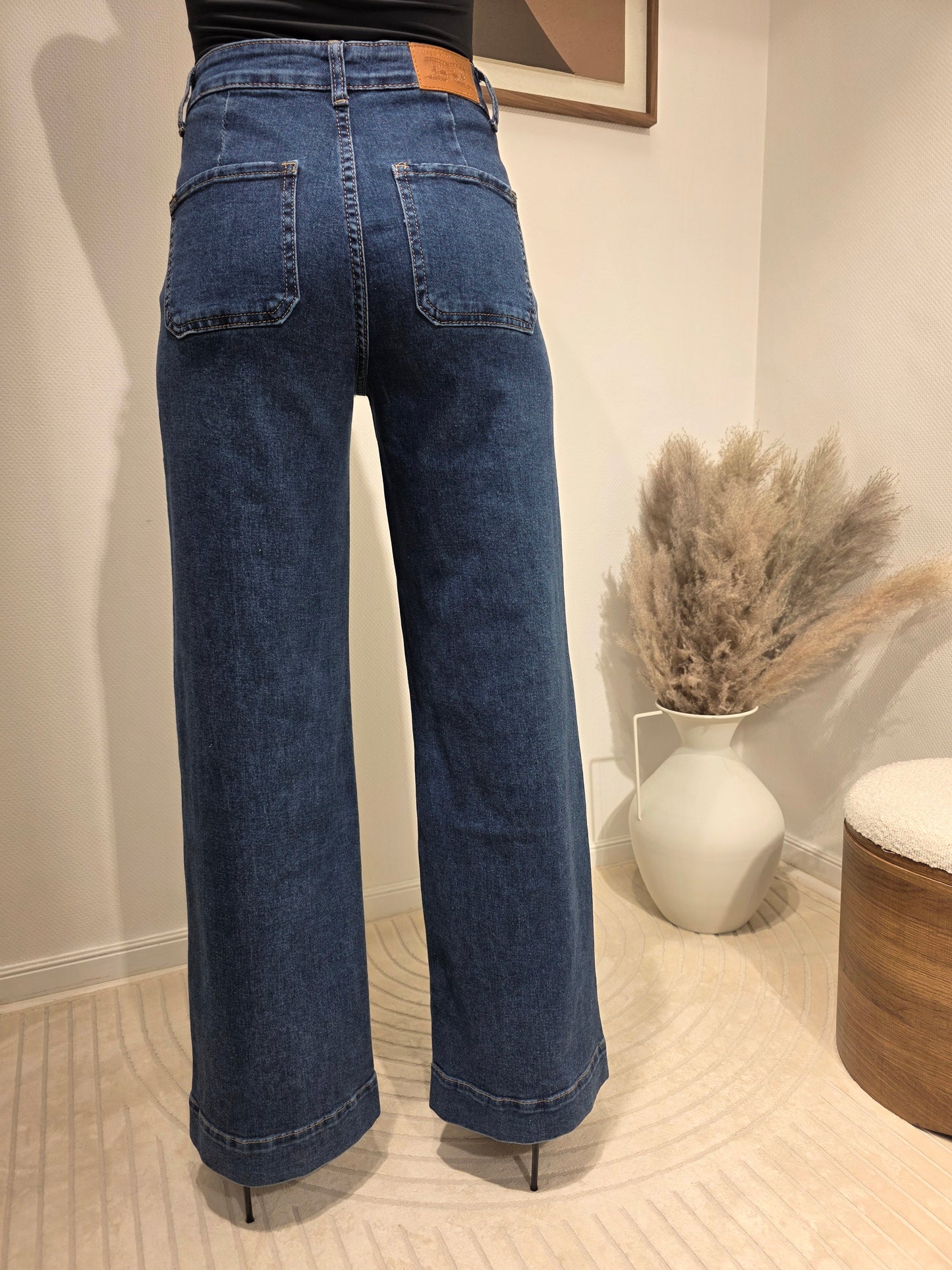 Jeans Wideleg fleurs brodés